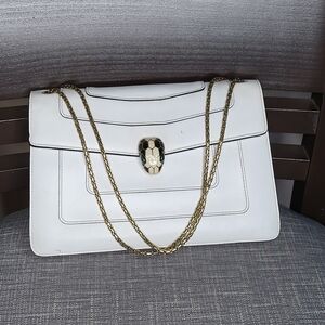 Bvlgari Serpenti Forever Shoulder Bag in White Double Chain...Authentic !!